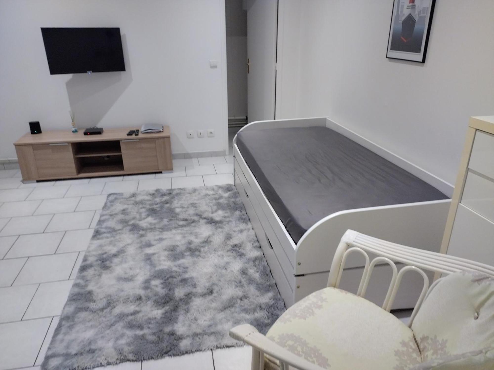 Studio Charmant Canape Lit Netflix Prime Video Wifi Dazn Гавр Экстерьер фото